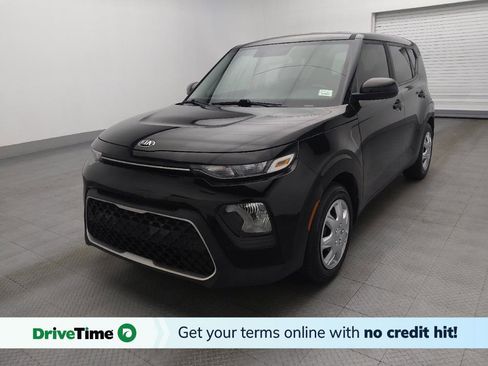 Used 2020 Kia Soul LX image 1