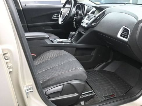 Used 2016 Chevrolet Equinox LT w/ Convenience Package FWD image 27