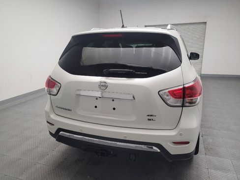 Used 2015 Nissan Pathfinder SL w/ Trailer Tow Package image 7
