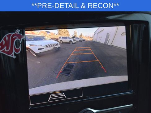 Used 2020 Chevrolet Traverse LS w/ LPO, Black Accent Package image 12