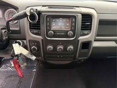 Used 2014 RAM 1500 Express w/ Ram Charger Package AWD/4WD image 16