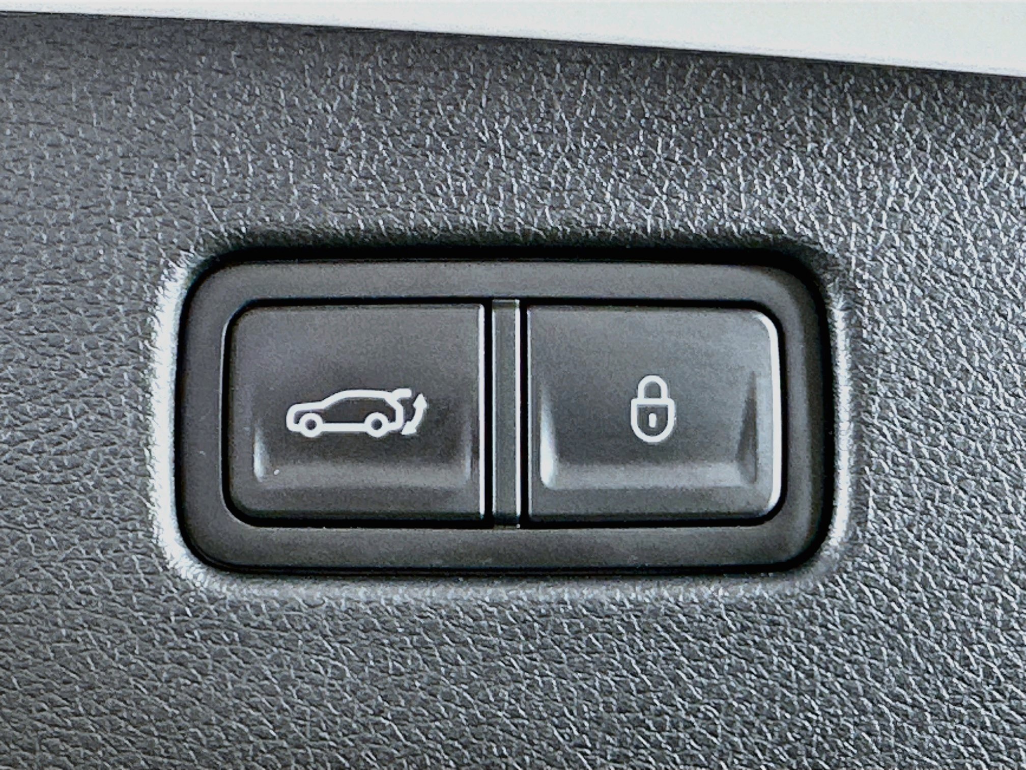 Used 2025 Genesis GV70 2.5T AWD/4WD image 29
