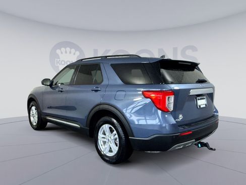 Used 2021 Ford Explorer XLT w/ Equipment Group 202A AWD/4WD image 4