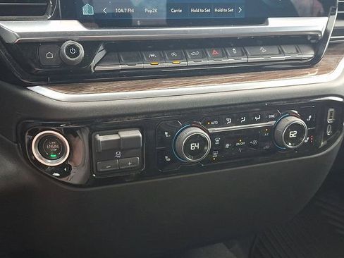 Used 2023 Chevrolet Silverado 1500 LT w/ Z71 Off-Road Package image 15