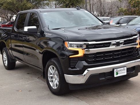 Used 2025 Chevrolet Silverado 1500 LT w/ Texas Edition Plus image 4