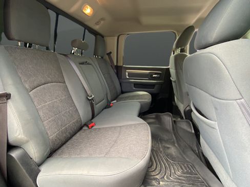 Used 2018 RAM 2500 Big Horn AWD/4WD image 25