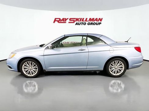 Used 2013 Chrysler 200 Limited image 4