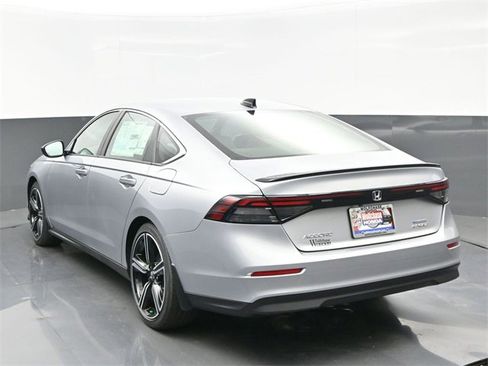 Certified 2025 Honda Accord Sport image 4