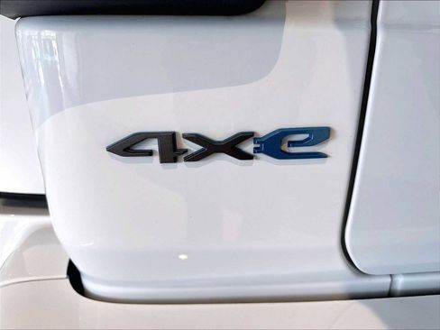 Used 2024 Jeep Wrangler High Altitude AWD/4WD image 36