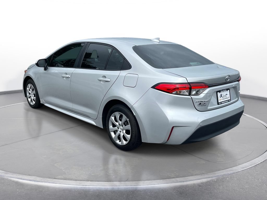 Used 2025 Toyota Corolla LE FWD image 7