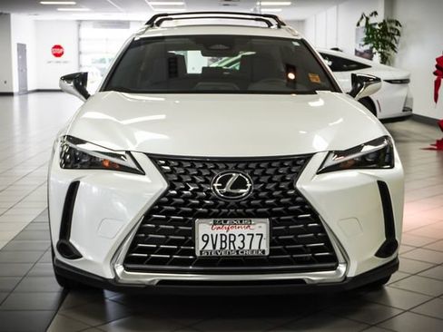 Certified 2025 Lexus UX 300h FWD w/ Accessory Package (Z2) image 4