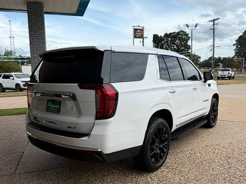 Used 2023 GMC Yukon SLT w/ SLT Luxury Package RWD image 8