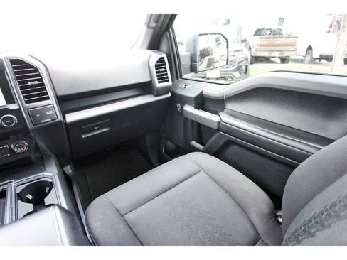 Used 2019 Ford F150 XLT w/ Equipment Group 302A Luxury RWD image 9