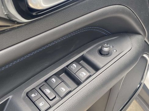 New 2026 Jeep Compass Latitude AWD/4WD image 18