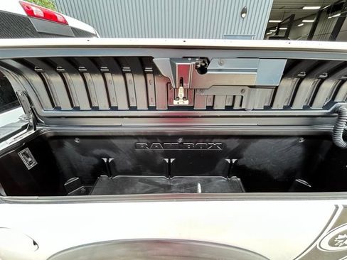 Used 2017 RAM 1500 Rebel w/ Luxury Group AWD/4WD image 6