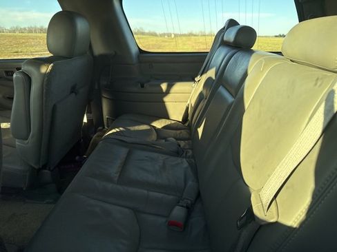 Used 2003 Cadillac Escalade ESV Base w/ Marketing Vehicle Package image 6