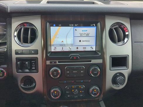 Used 2017 Ford Expedition Platinum image 15