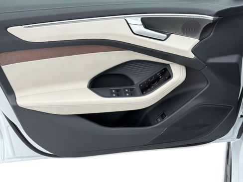 New 2026 Audi A6 Premium Plus AWD/4WD image 13