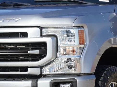 Used 2022 Ford F250 Lariat w/ Lariat Ultimate Package image 4