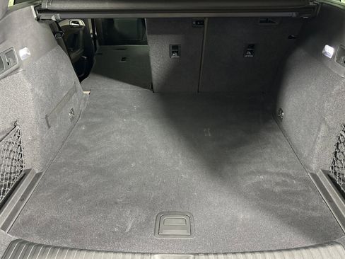 Used 2025 Audi Q6 e-tron Premium w/ Convenience Package image 14