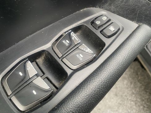 Used 2017 Hyundai Santa Fe Sport image 13