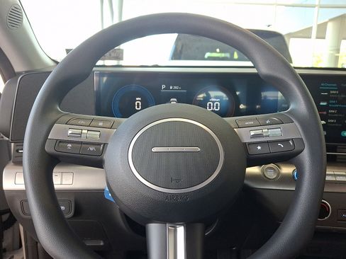 New 2026 Hyundai Kona SE FWD image 10