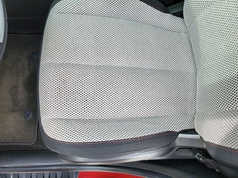 Used 2011 Chevrolet Equinox LT FWD image 17