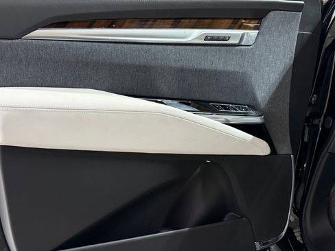 New 2026 Cadillac Escalade Platinum Sport AWD/4WD image 11