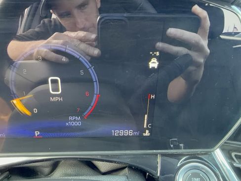 Used 2024 Chevrolet Trax RS w/ Driver Confidence Package image 17