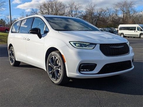 New 2026 Chrysler Pacifica Select image 27