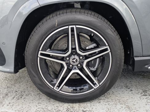 Used 2026 Mercedes-Benz GLS 450 4MATIC image 24