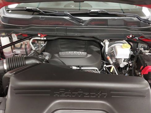 Used 2024 RAM 2500 Big Horn w/ Night Edition AWD/4WD image 29