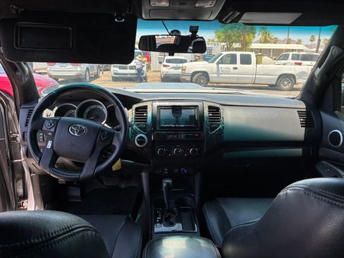 Used 2014 Toyota Tacoma 4x4 Double Cab w/ TRD Sport Package image 20