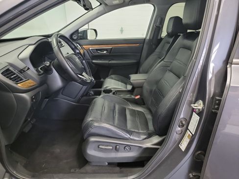 Used 2018 Honda CR-V Touring image 12