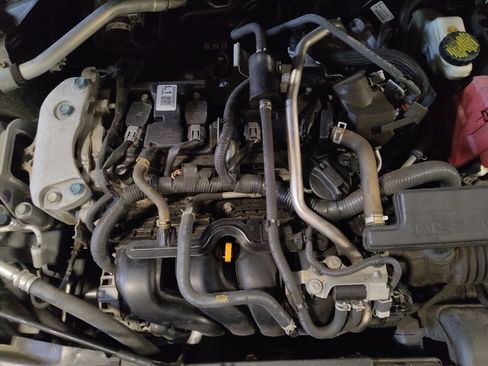 Used 2020 Nissan Sentra SV w/ Trunk Package FWD image 30