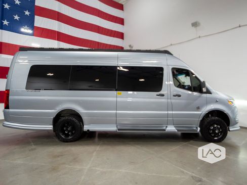 Used 2026 Mercedes-Benz Sprinter 3500 image 32