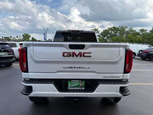 Used 2022 GMC Sierra 2500 Denali w/ Denali Ultimate Package AWD/4WD image 8