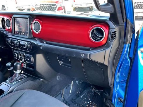 Used 2021 Jeep Gladiator Rubicon AWD/4WD image 16