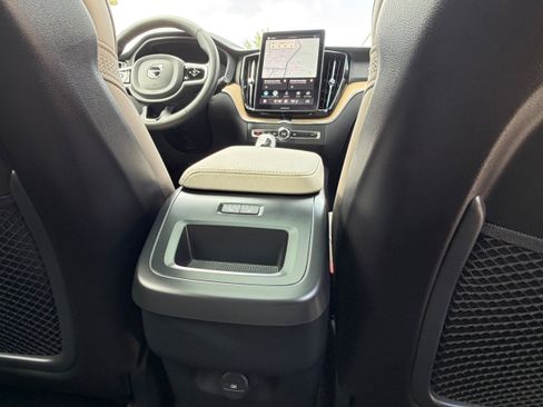 Certified 2026 Volvo XC60 B5 Plus AWD/4WD image 14