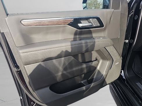 New 2026 Chevrolet Tahoe Premier image 28