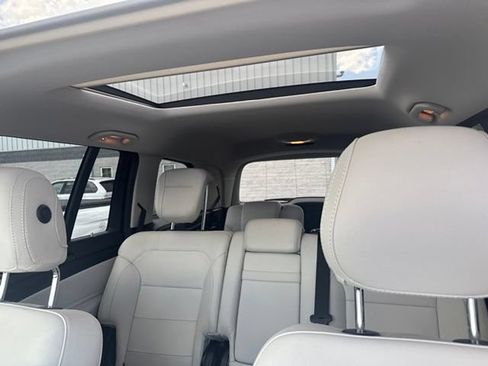 Used 2019 Mercedes-Benz GLS 450 4MATIC image 18