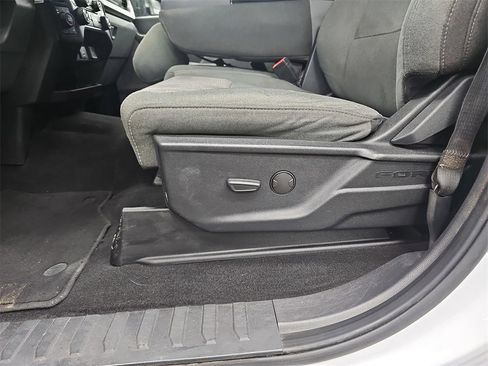 Used 2024 Ford F250 XLT image 27