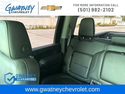 Used 2020 Chevrolet Silverado 2500 LTZ w/ Z71 Off-Road Package AWD/4WD image 27