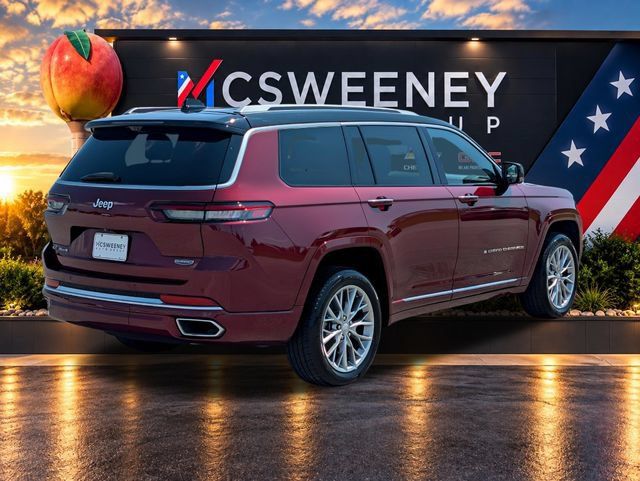 Used 2022 Jeep Grand Cherokee L Summit w/ Advanced Protech Group IV AWD/4WD image 5