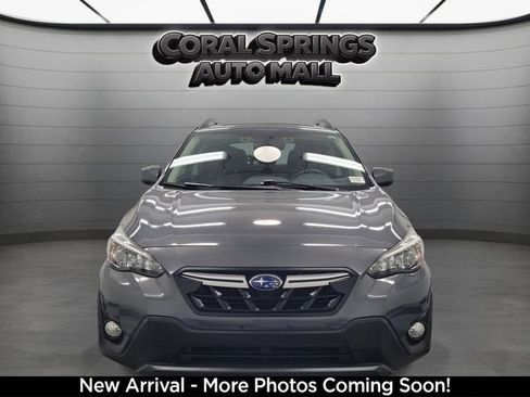 Used 2021 Subaru Crosstrek 2.0i Premium w/ Moonroof Package AWD/4WD image 2
