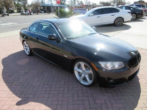 Used 2013 BMW 335i Convertible image 45