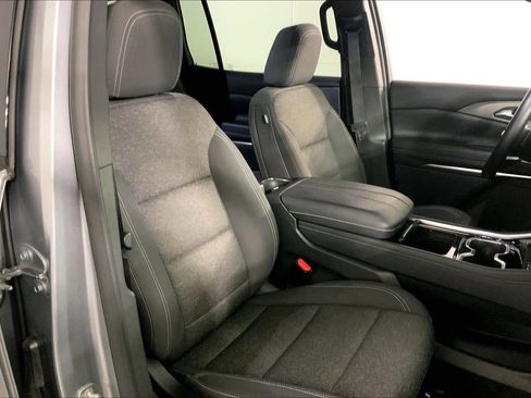 Used 2024 Chevrolet Traverse LT AWD/4WD image 7