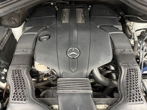 Used 2016 Mercedes-Benz GL 450 4MATIC image 7