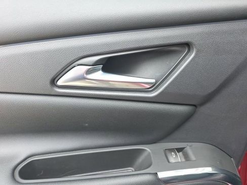 Used 2024 Chevrolet Traverse RS image 49