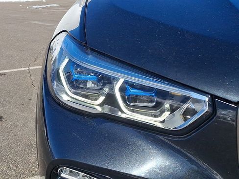 Used 2021 BMW X5 M50i w/ Executive Package image 13